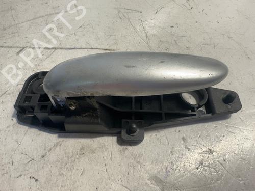 Front left interior door handle FIAT STILO Multi Wagon (192_) 1.9 D Multijet | BP38098243I13 - Image 4