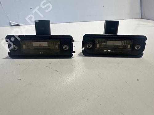 Used Licence plate light Licence plate light VW GOLF IV (1J1) 1.6 (102 hp) 14212224 14212224