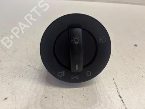 Used Headlight switch VW POLO (9N_, 9A_) 1.4 TDI (75 hp) 26721507