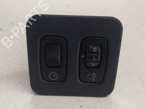 Used Headlight switch MITSUBISHI PAJERO III (V7_W, V6_W) 3.2 Di-D (V68W) (160 hp) 21376190