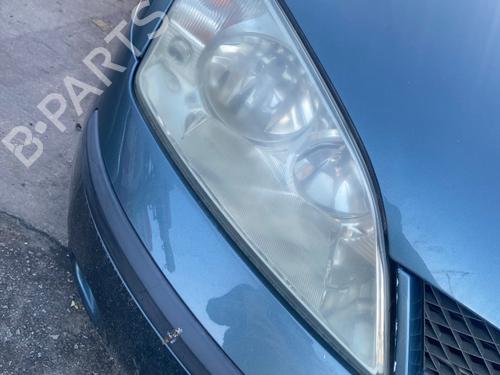Used Right headlight FORD MONDEO III (B5Y) 2.0 TDCi (130 hp) 30764458