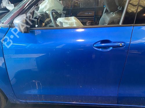 Used Left front door SUZUKI SWIFT V (AZ) [2017-2026]  31320204