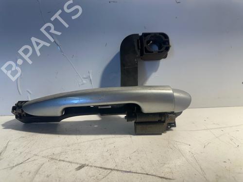 Used Front left exterior door handle Front left exterior door handle 38075717 38075717
