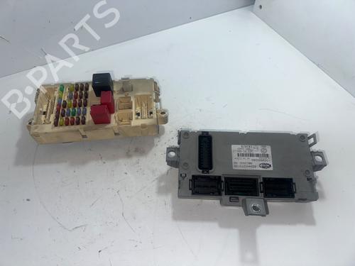 Used Fuse box Fuse box PEUGEOT BOXER Van [2006-2026] 33013037 33013037