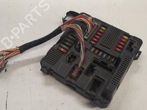Fuse box RENAULT SCÉNIC II (JM0/1_)  | BP26441820E1 
