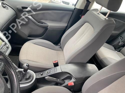 Used Right front seat SEAT ALTEA XL (5P5, 5P8) [2006-2015]  30922437