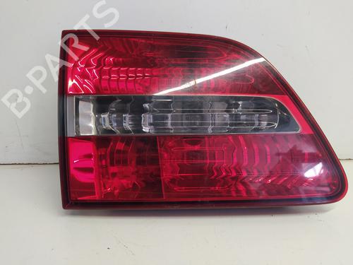 Venstre baglygte bagklap Venstre baglygte bagklap FIAT STILO Multi Wagon (192_) 1.9 D Multijet (120 hp) 37476925 37476925