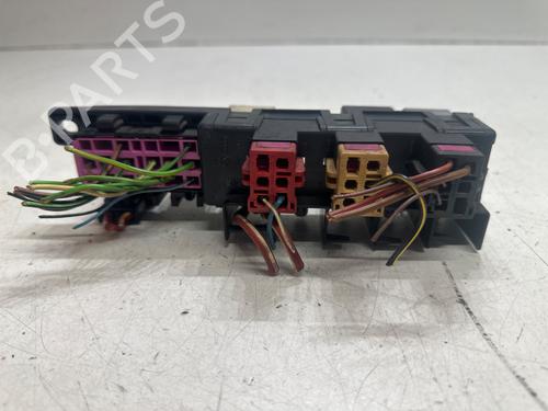 Fuse box SEAT LEON (1M1) 1.9 TDI | BP37184789E1 - Image 3