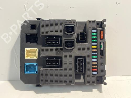 Used Fuse box Fuse box CITROËN C3 I (FC_, FN_) 1.4 HDi (68 hp) 35975922 35975922
