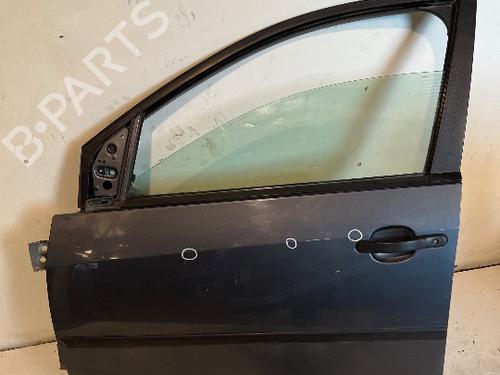 Used Left front door Left front door 39107898 39107898