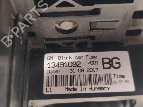 Fuse box OPEL CORSA E (X15) 1.4 (08, 68) | BP19638563E1 