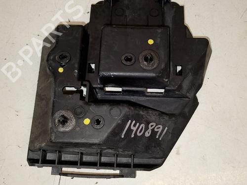 Used Rear bumper bracket Rear bumper bracket FORD FOCUS III Turnier [2010-2020] 33810119 33810119