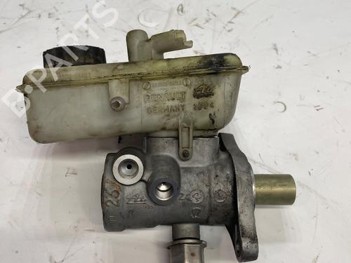 brake-master-cylinder-renault-laguna-ii-bg01_-2001-2002-2003-2004-2005-2006-2007-33289994 main image