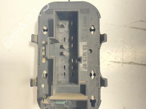 Left front window switch FORD FOCUS I Turnier (DNW) | BP39993444I27 - Image 4