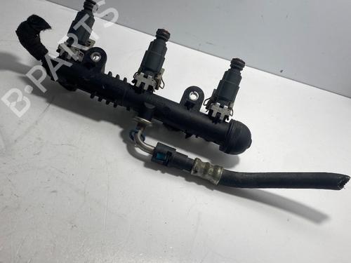 Injection rail OPEL CORSA C (X01) | BP31118335M98 - Image 3
