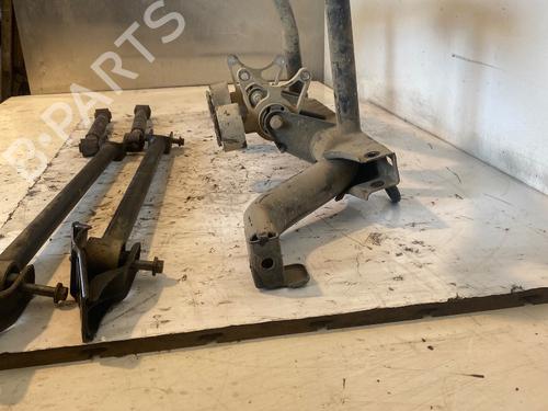 Rear axle LAND ROVER FREELANDER I (L314) 2.0 Td4 4x4 | BP29738399M2
