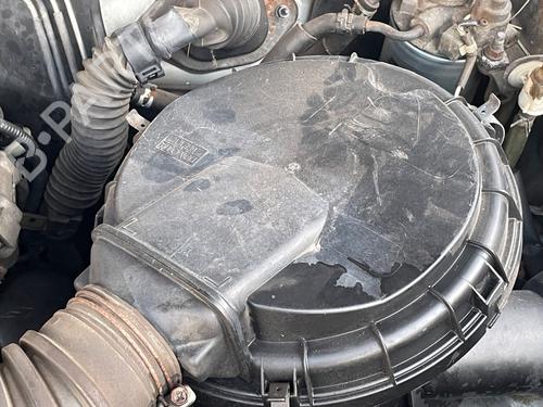 Used Air filter box TOYOTA LAND CRUISER 90 (_J9_) [1995-2003]  28084072