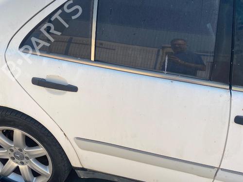 Used Right rear door Right rear door 37704160 37704160