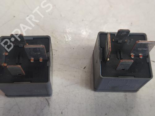 Used Electronic module FORD MONDEO III Saloon (B4Y) 2.0 16V TDDi / TDCi (115 hp) 23168854