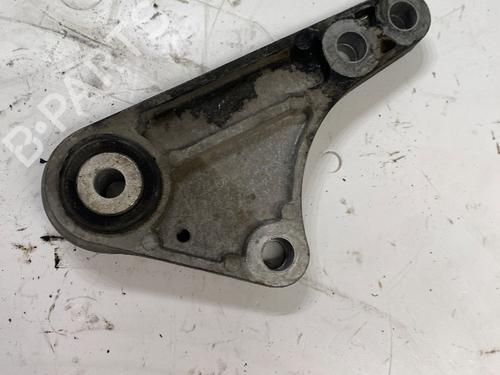Used Engine mount Engine mount FORD FOCUS III Turnier [2010-2020] 33334870 33334870