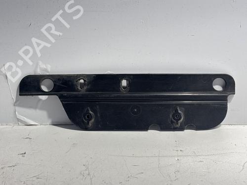 Used Right headlight support Right headlight support 37429701 37429701