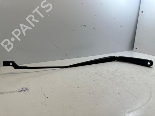 Used Front windshield wiper arm Front windshield wiper arm 33464432 33464432
