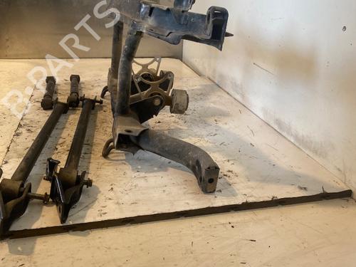 Rear axle LAND ROVER FREELANDER I (L314) 2.0 Td4 4x4 | BP29738399M2