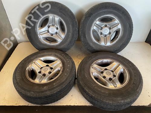 Used Rim TOYOTA LAND CRUISER 90 (_J9_) 3.0 TD (KZJ90_, KZJ95_, KZJ90R, KZJ95R, KZJ90W, KZJ95W) (125 hp) 28083668
