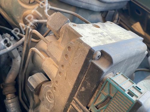 ABS pump MERCEDES-BENZ E-CLASS (W210) E 200 (210.035) | BP31026814M43