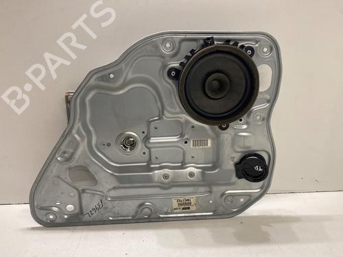Used Rear right window mechanism Rear right window mechanism VOLVO V50 (545) 2.0 D (136 hp) 32455713 32455713