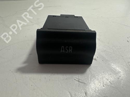 switch-skoda-octavia-i-1u2-1996-1997-1998-1999-2000-2001-2002-2003-2004-2005-2006-2007-2008-2009-2010-31651785 main image