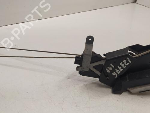 Used Rear left lock MITSUBISHI PAJERO III (V7_W, V6_W) 3.2 Di-D (V68W, V78W) (165 hp) 23570887