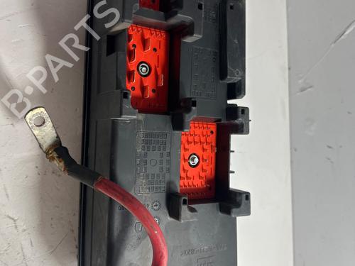 Used Fuse box Fuse box OPEL VECTRA C (Z02) [2002-2009] 32109819 32109819