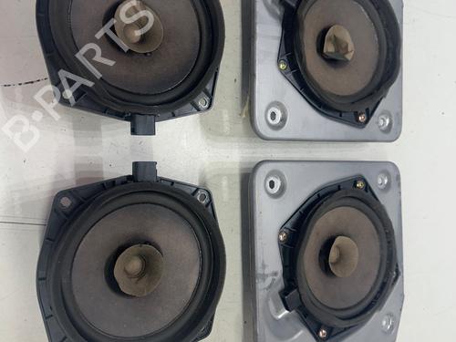 Used Other MITSUBISHI PAJERO III (V7_W, V6_W) 3.2 Di-D (V68W) (160 hp) 21585405
