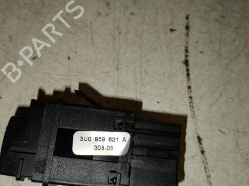 Switch SKODA SUPERB I (3U4) 2.0 TDI | BP38635672I30 - Image 6