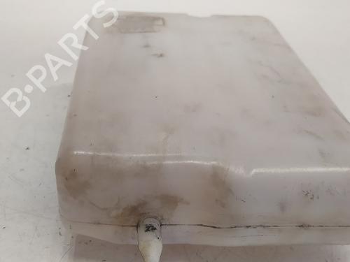Windscreen washer tank TOYOTA LAND CRUISER 90 (_J9_) 3.0 TD (KZJ90_, KZJ95_, KZJ90R, KZJ95R, KZJ90W, KZJ95W) | BP28827924C113 