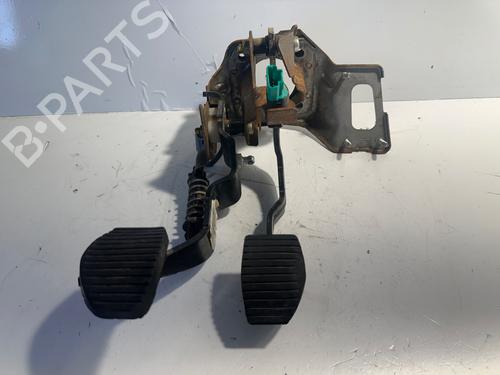 Used Pedal Pedal 37018621 37018621