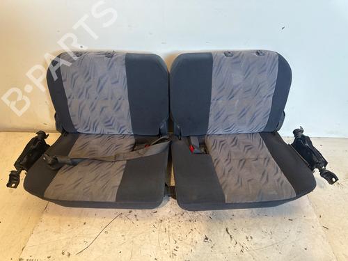 Sæde bagtil (3. række) TOYOTA LAND CRUISER 90 (_J9_) 3.0 TD (KZJ90_, KZJ95_, KZJ90R, KZJ95R, KZJ90W, KZJ95W) (125 hp) 28083675