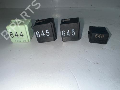 Used Electronic module Electronic module AUDI A5 (8T3) 2.0 TDI (177 hp) 33030340 33030340