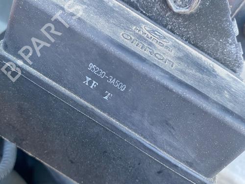 fuse-box-hyundai-accent-ii-lc-1999-2000-2001-2002-2003-2004-2005-2006-2007-2008-2009-2010-2011-2012-34102402 main image