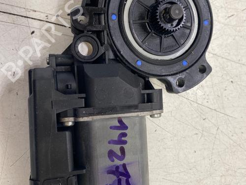 Used Right rear window motor Right rear window motor KIA CEE'D Hatchback (ED) [2006-2012] 36756571 36756571