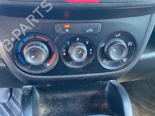 Used Climate control Climate control 38076984 38076984