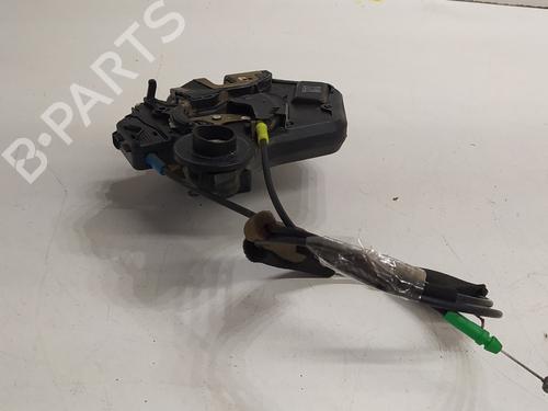 Serrure arrière gauche Serrure arrière gauche TOYOTA AVENSIS (_T25_) 2.2 D-4D (ADT251_, ADT251R) (150 hp) 35933649 35933649