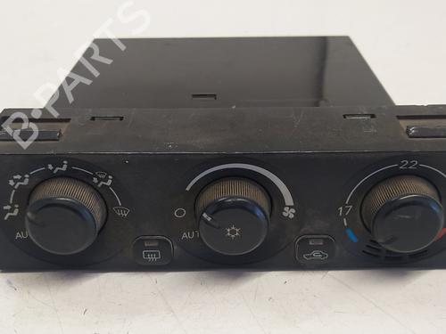 Used Climate control MITSUBISHI PAJERO III (V7_W, V6_W) 3.2 Di-D (V68W) (160 hp) 23126676