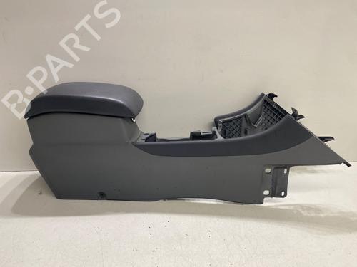 Used Armrest / Center console Armrest / Center console 36889203 36889203