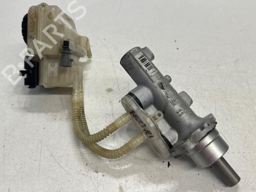 Brake master cylinder OPEL MERIVA A MPV (X03) 1.7 DTI (E75) | BP27508181M77 
