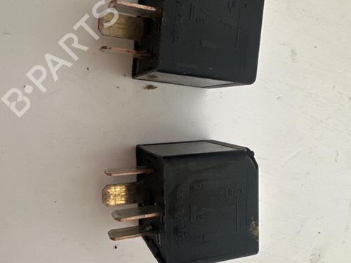 Electronic module FORD MONDEO III Saloon (B4Y) 2.0 16V TDDi / TDCi | BP30559321M83 - Image 4