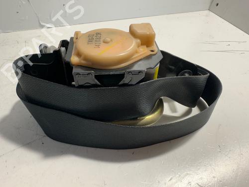 Used Front right seatbelt Front right seatbelt 37703029 37703029