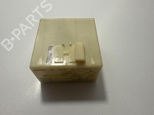 Used Electronic module MAZDA 323 F V (BA) 1.5 16V (BA11) (88 hp) 30738269