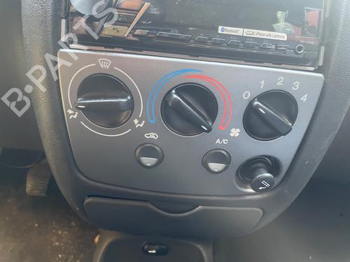 Used Climate control FORD FIESTA IV (JA_, JB_) 1.3 i (50 hp) 32659857